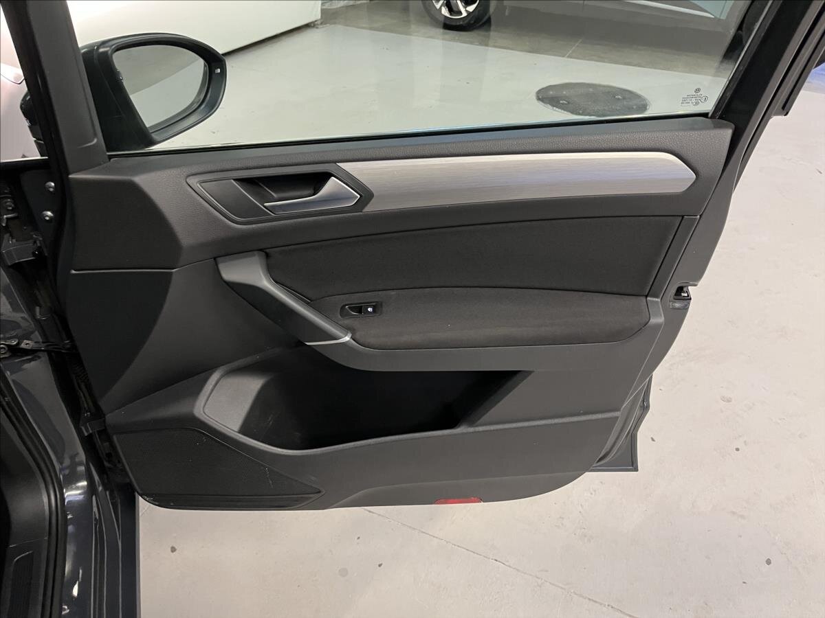 Volkswagen Touran MPV 2,0 l 110 kw