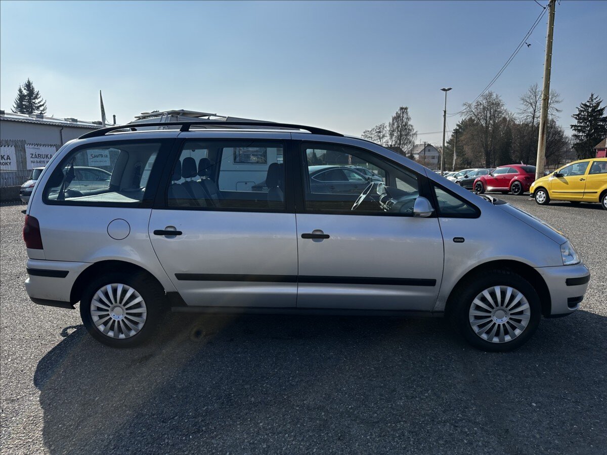 Volkswagen Sharan Kombi 1,9 l 85 kw