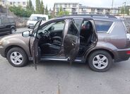 Mitsubishi Outlander 12