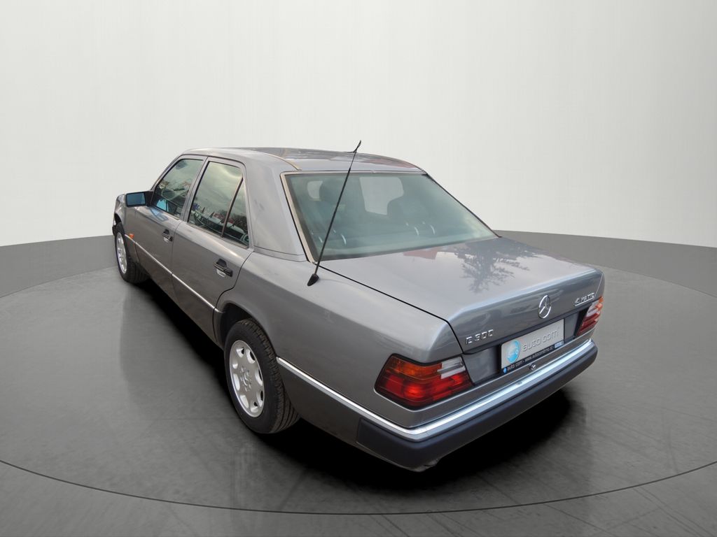 Mercedes-Benz Třídy E