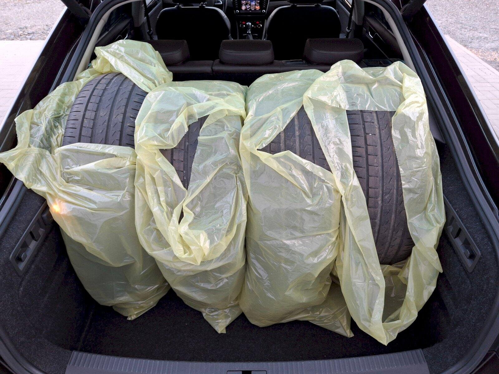 Škoda Superb Sedan / Limuzína 2,0 l 140 kw