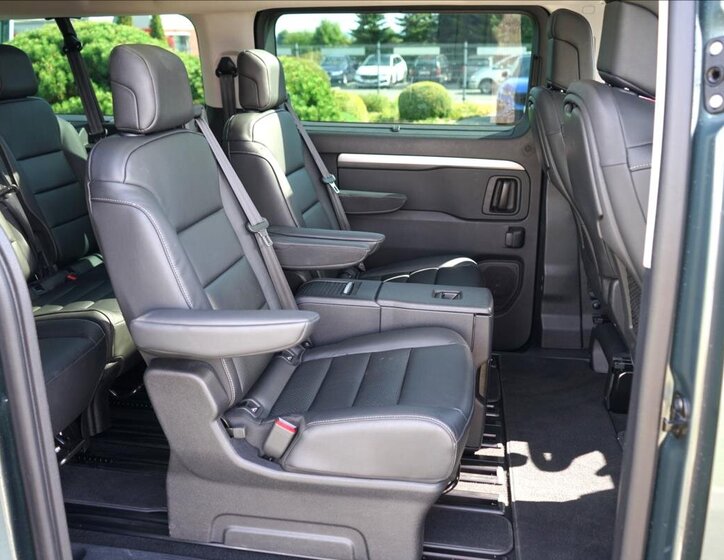 Citroën SpaceTourer MPV 2,2 l 133 kw