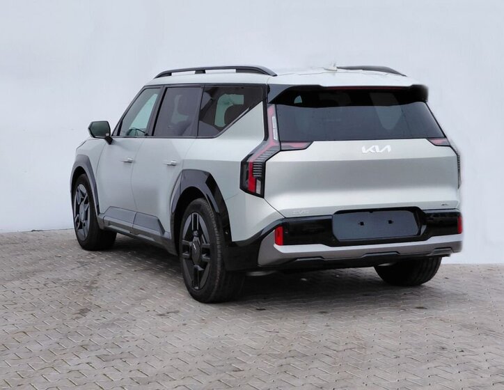 KIA EV9 6