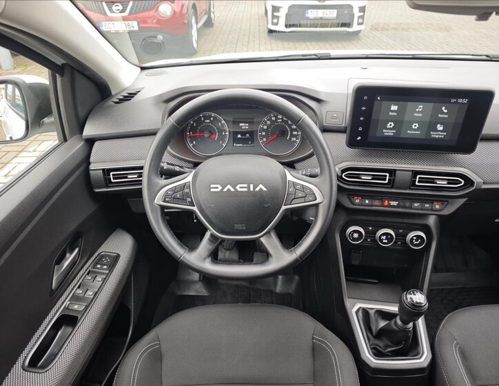 Dacia Sandero Hatchback 999,0 67 kw