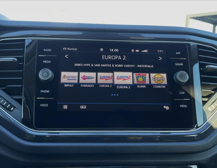 Volkswagen T-Roc SUV 2,0 l 110 kw