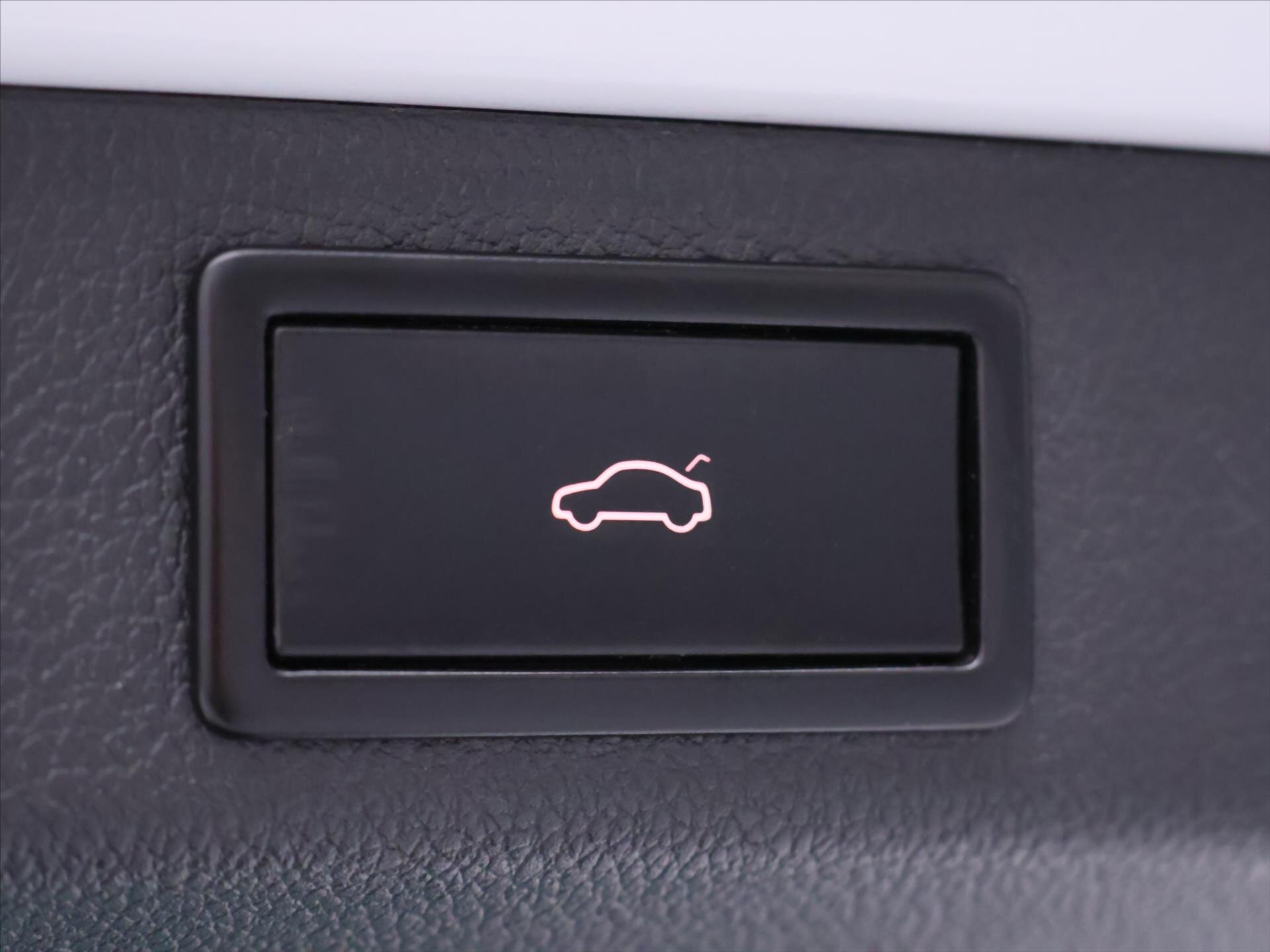 Škoda Superb Kombi 2,0 l 206 kw