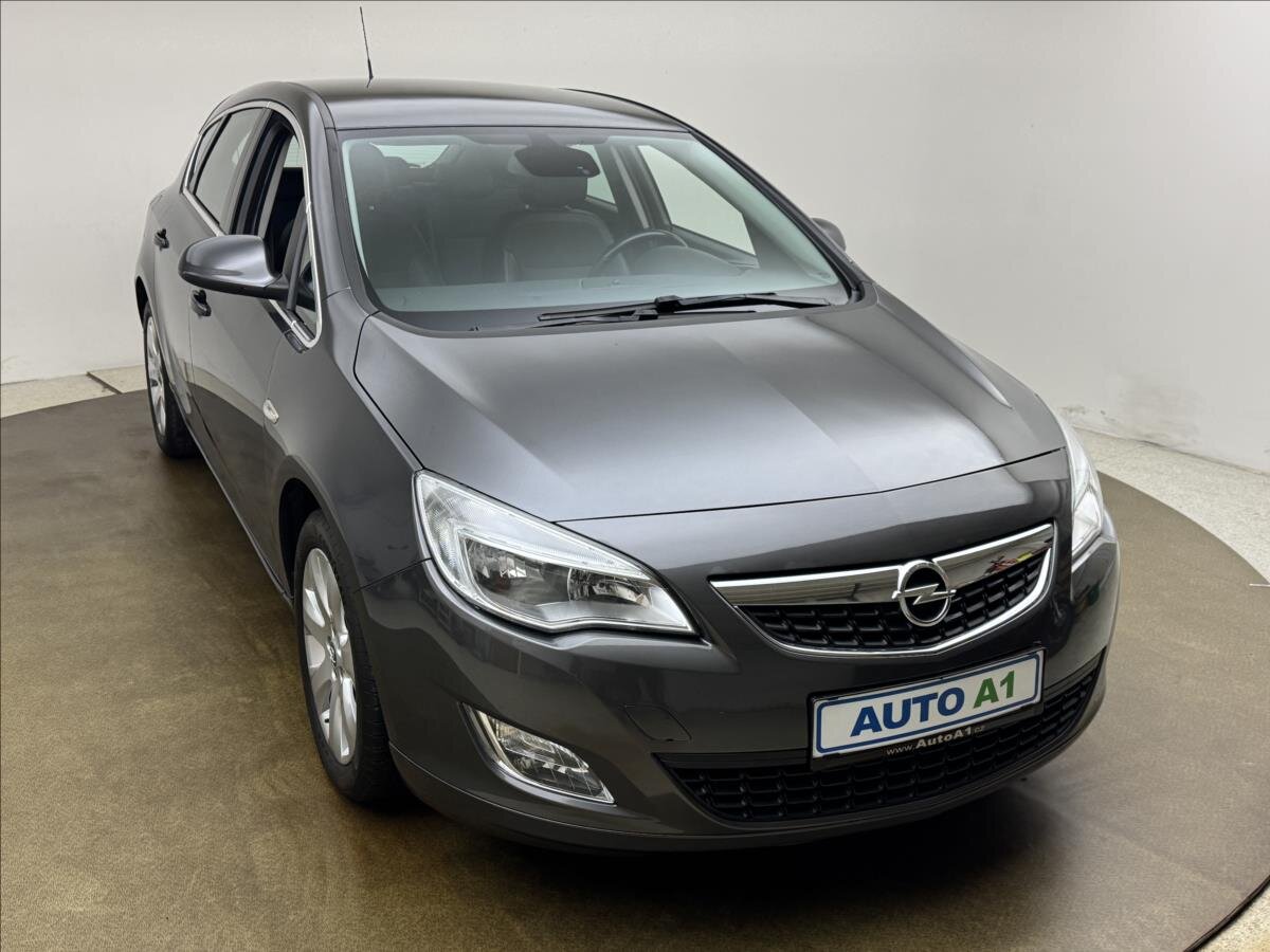 Opel Astra Hatchback 1,4 l 103 kw