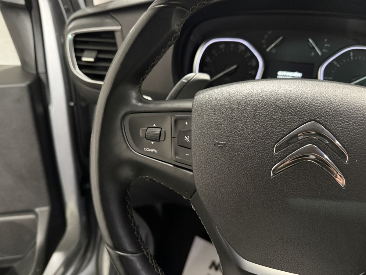 Citroën SpaceTourer Kombi 2,0 l 130 kw