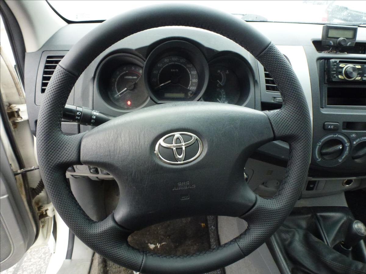 Toyota Hilux Pick-up 2,5 l 88 kw