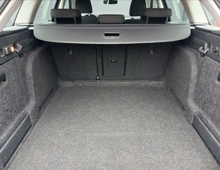 Škoda Superb Kombi 2,0 l 110 kw