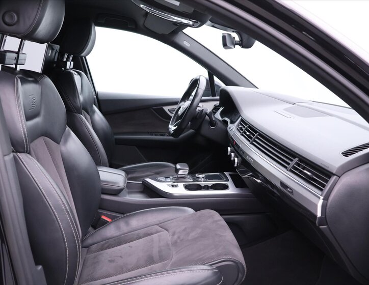 Audi Q7 SUV 3,0 l 200 kw