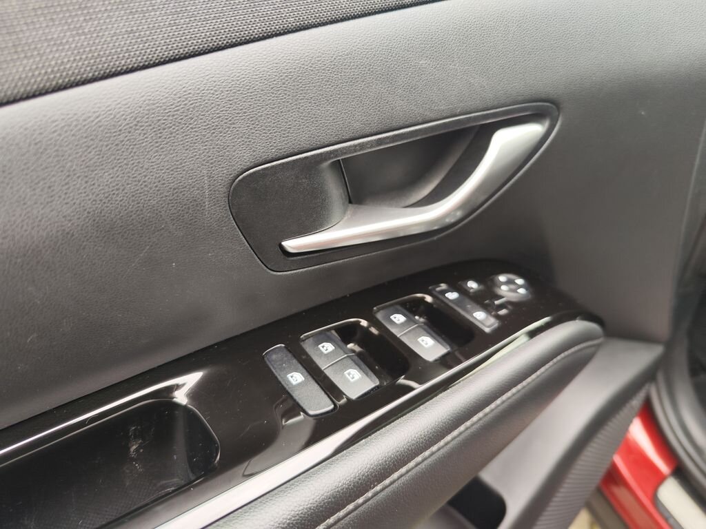 Hyundai Tucson SUV / Terénní 1,6 l 195 kw