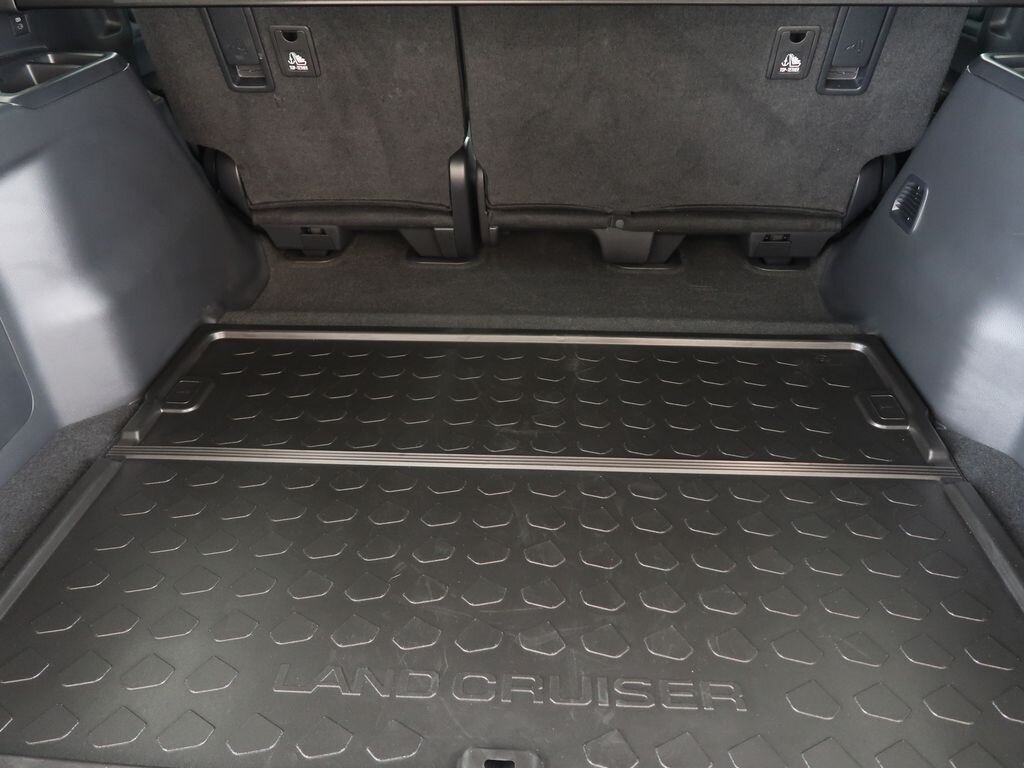 Toyota Land Cruiser SUV / Terénní 2,8 l 151 kw