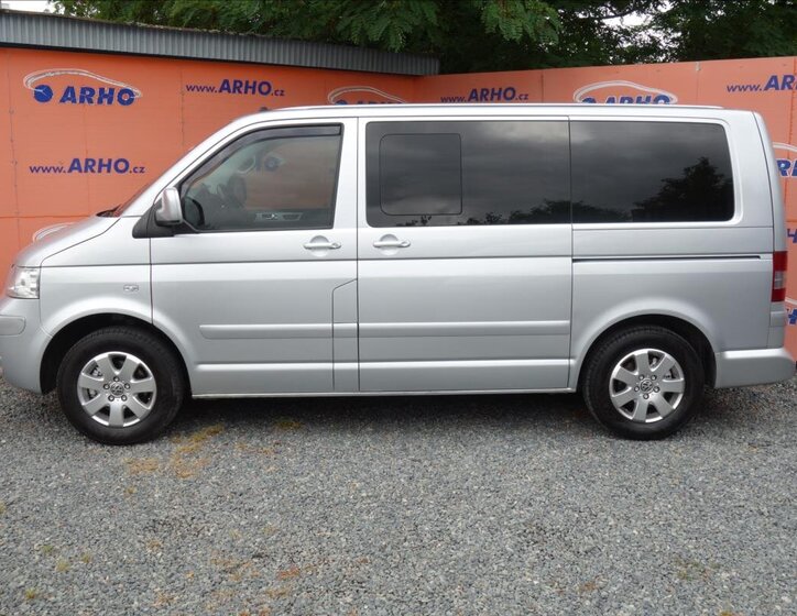 Volkswagen Multivan Kombi 2,5 l 128 kw