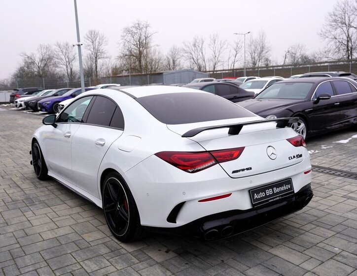 Mercedes-Benz CLA Sedan 2,0 l 340 kw