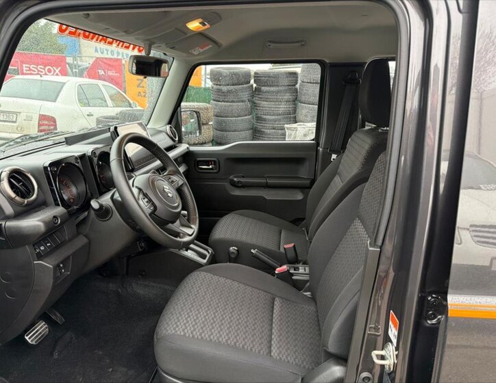 Suzuki Jimny Kombi 1,5 l 75 kw