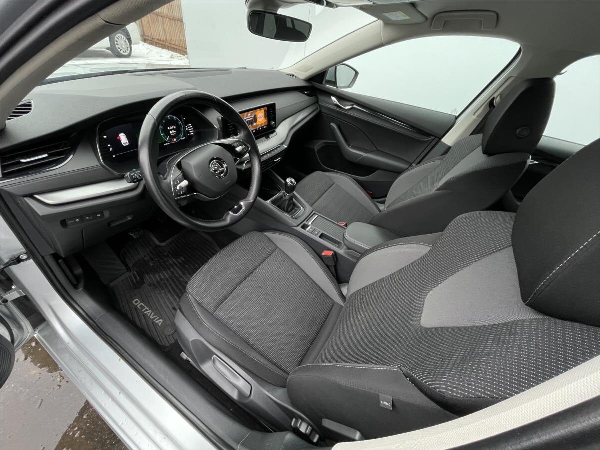 Škoda Octavia Kombi 2,0 l 85 kw