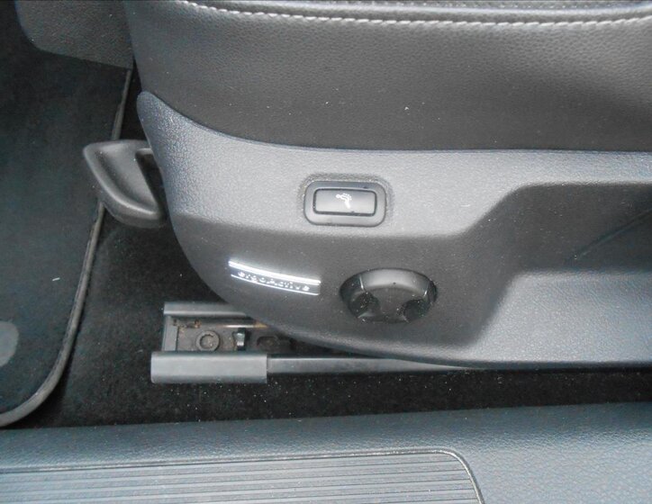 Volkswagen Golf Kombi 2,0 l 110 kw