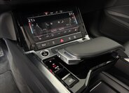 Audi e-tron SUV 0,0 300 kw