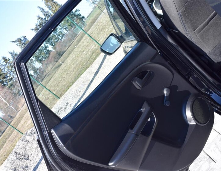 KIA Venga Kombi 1,4 l 66 kw