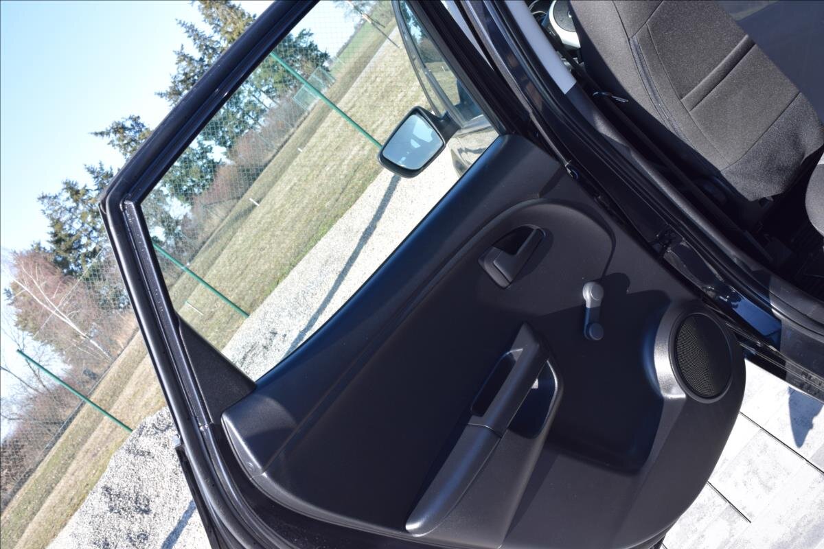 KIA Venga Kombi 1,4 l 66 kw