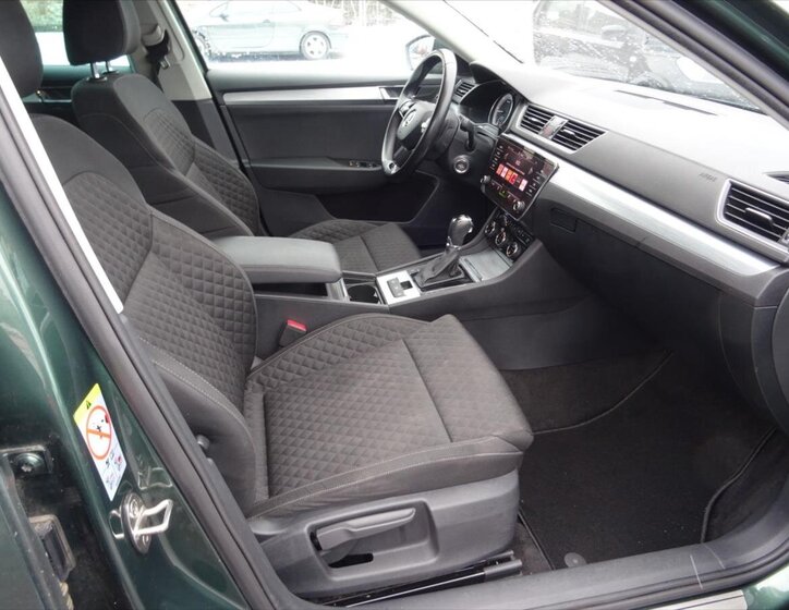 Škoda Superb Kombi 1,6 l 88 kw