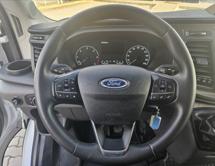 Ford Transit 10