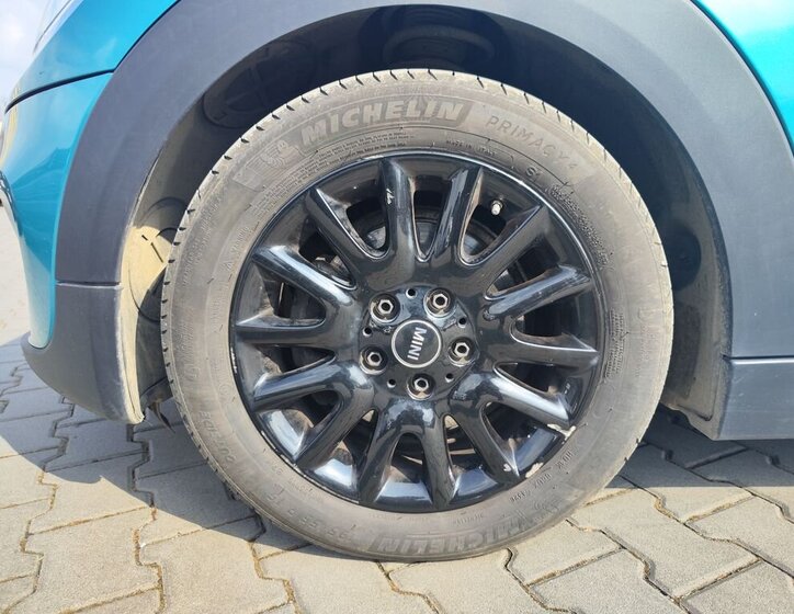 Mini Cooper Hatchback 1,5 l 85 kw