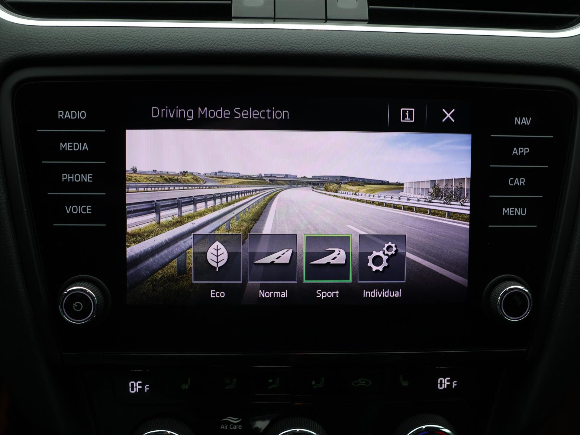 Škoda Octavia Liftback 2,0 l 180 kw