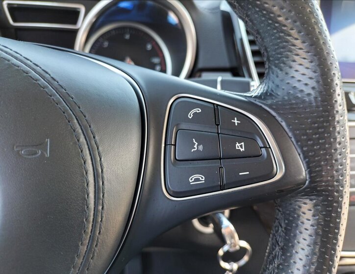 Mercedes-Benz GLS SUV / Terénní 3,0 l 190 kw