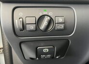 Volvo XC60 SUV / Terénní 2,0 l 120 kw