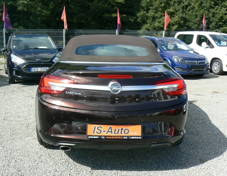 Opel Cascada 9