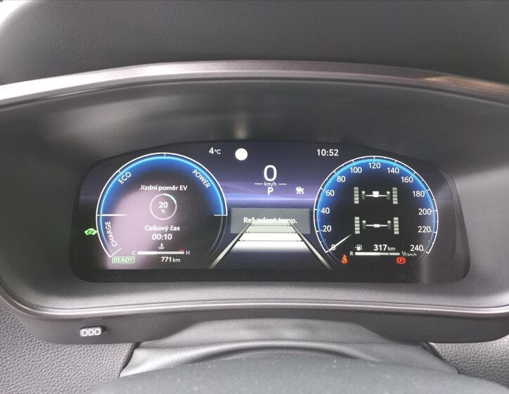 Toyota Corolla Cross CUV / Crossover 2,0 l 98 kw