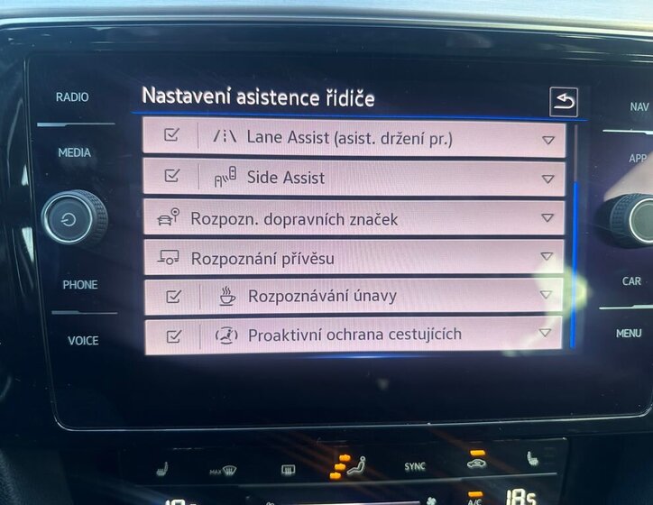 Volkswagen Passat Kombi 2,0 l 110 kw