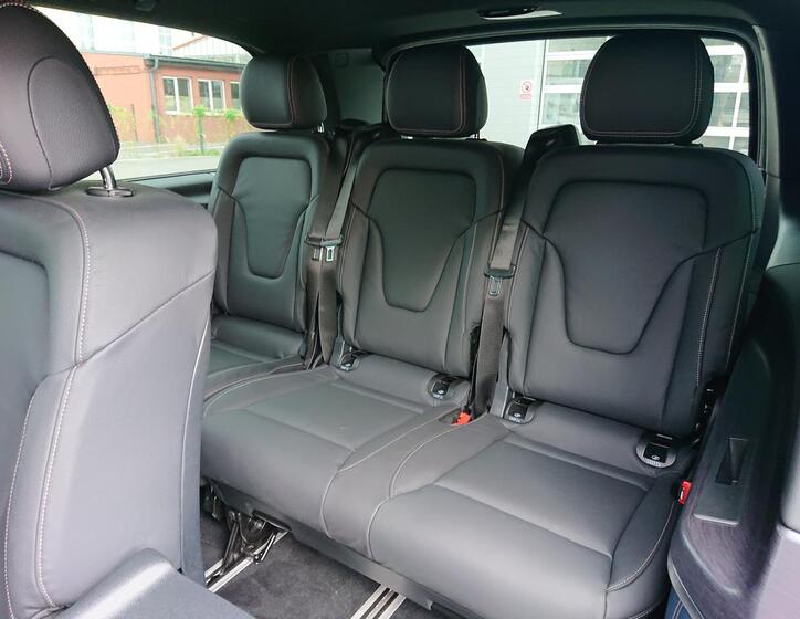 Mercedes-Benz EQV 11