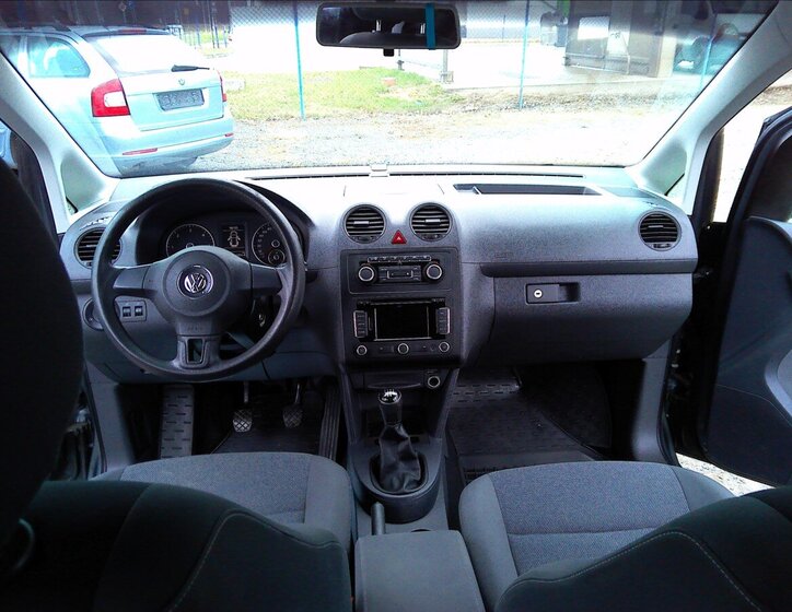 Volkswagen Caddy Kombi 1,6 l 75 kw