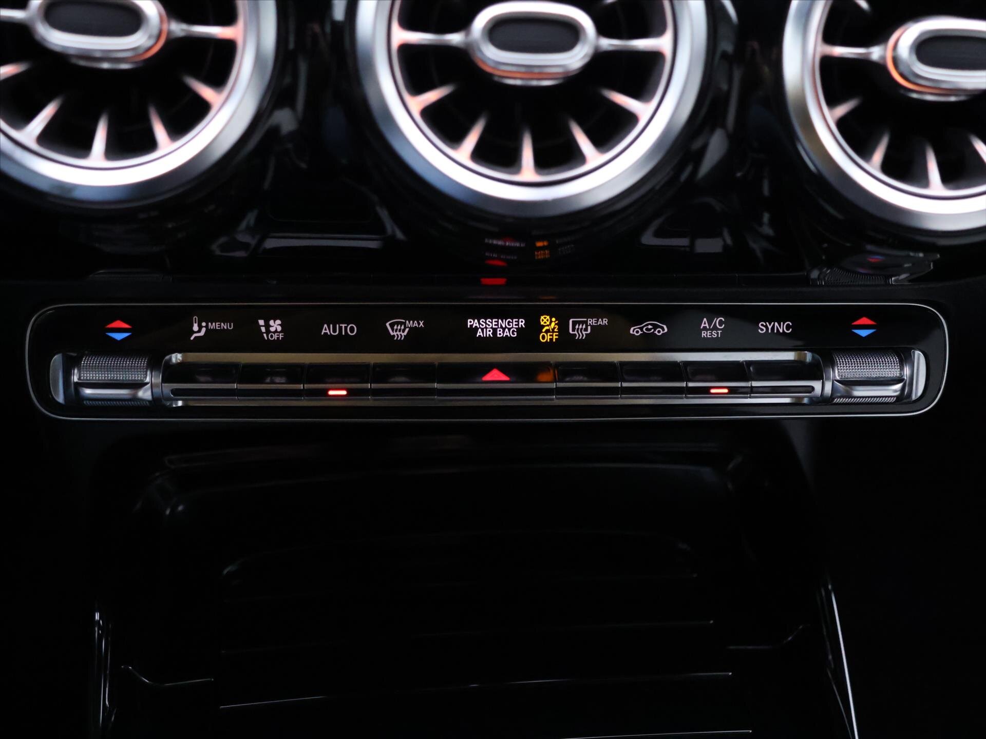 Mercedes-Benz CLA Kombi 2,0 l 225 kw