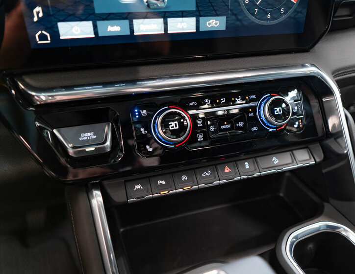 GMC Sierra Pick-up 6,2 l 313 kw