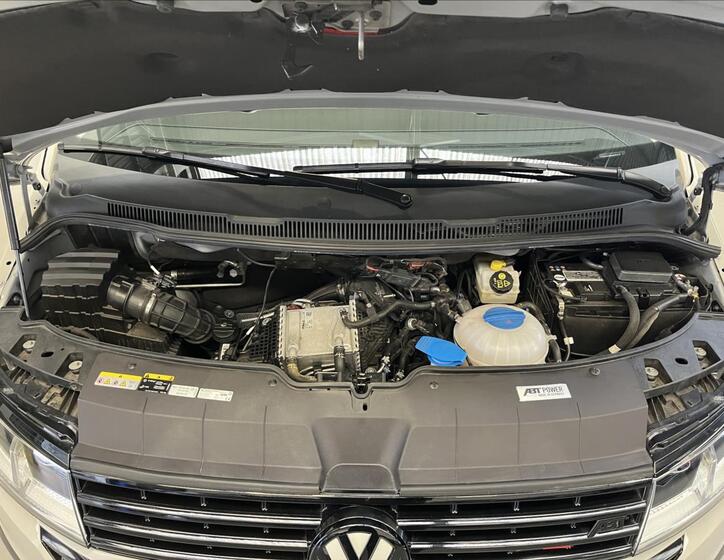 Volkswagen Multivan 33