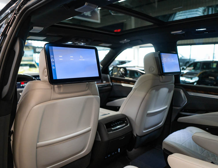 Cadillac Escalade 45