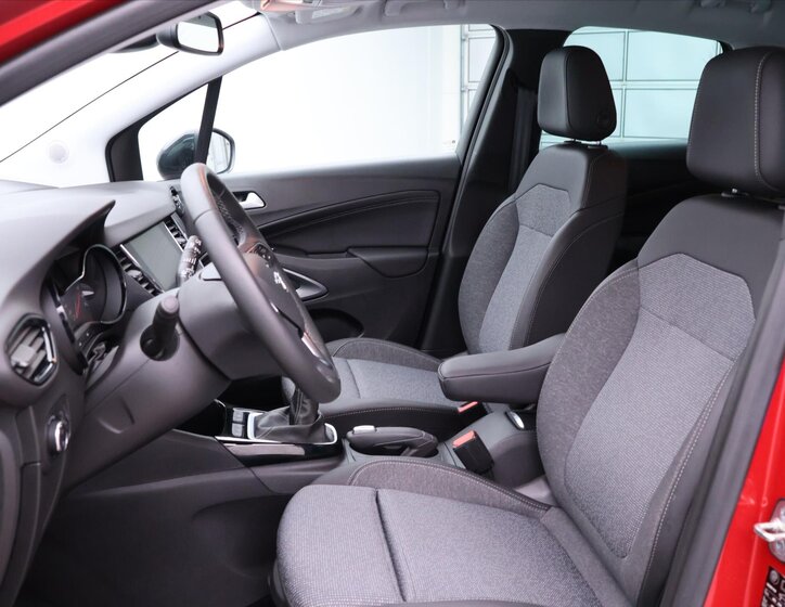 Opel Crossland Hatchback 1,2 l 81 kw