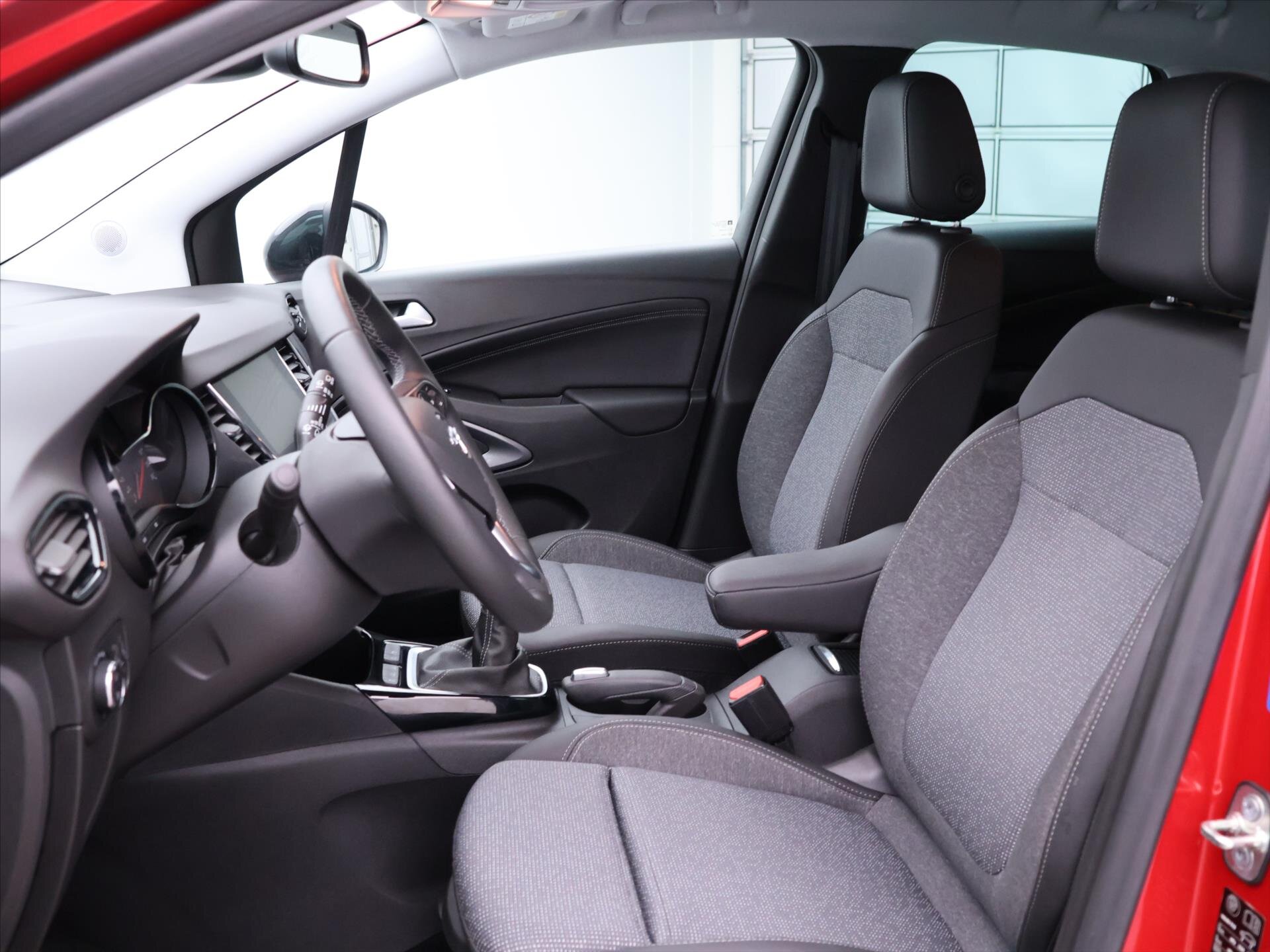 Opel Crossland Hatchback 1,2 l 81 kw