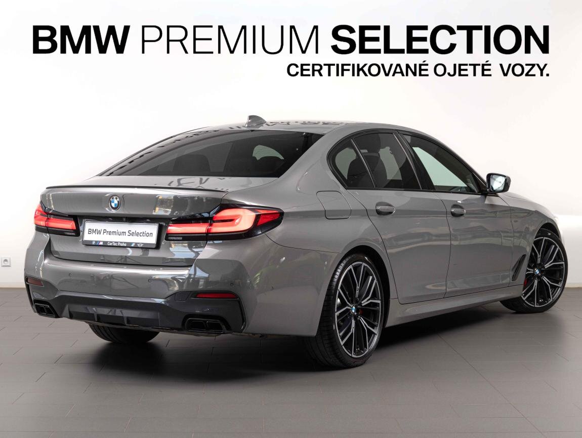 BMW Řada 5 Sedan / Limuzína 4,4 l 390 kw