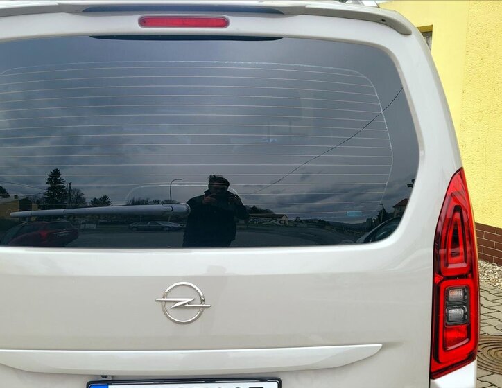 Opel Combo MPV 1,2 l 81 kw