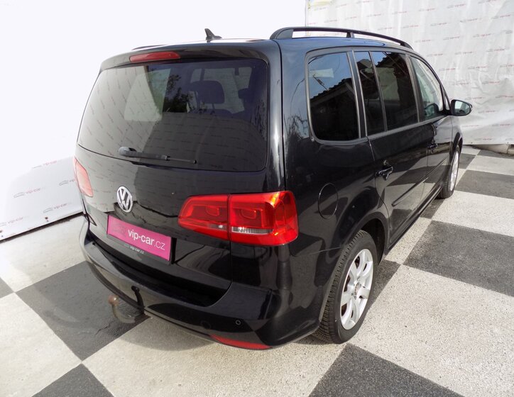 Volkswagen Touran 7
