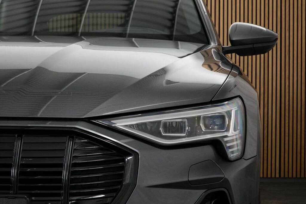 Audi e-tron SUV 0,0 300 kw