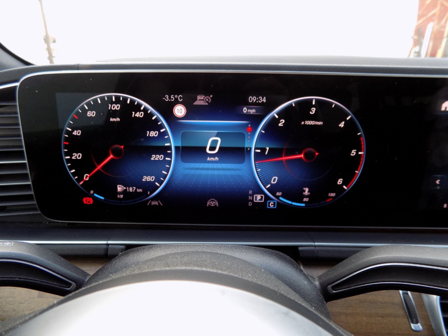 Mercedes-Benz GLS SUV 2,9 l 243 kw