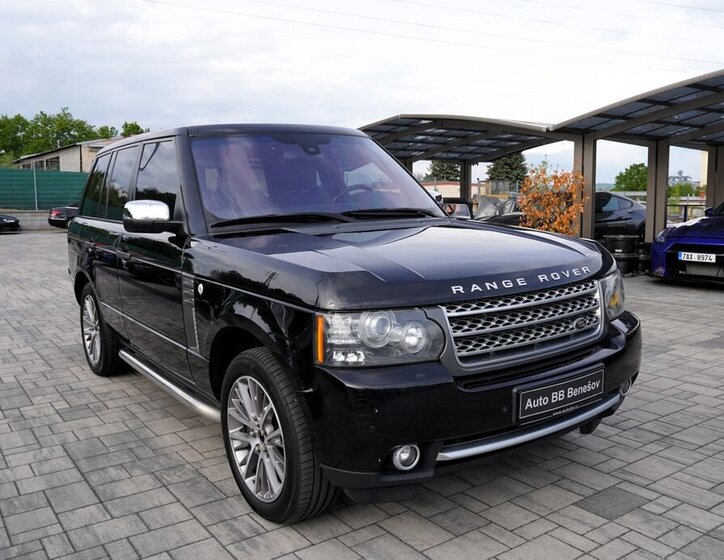 Land Rover Range Rover SUV / Terénní 4,4 l 230 kw
