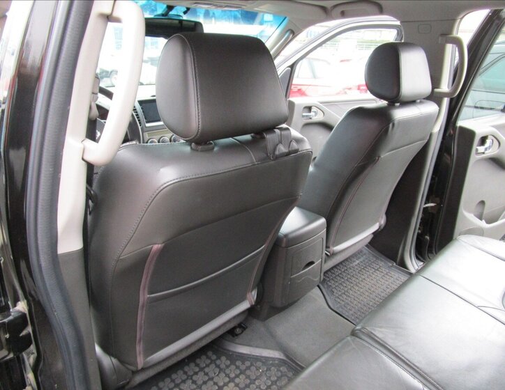 Nissan Navara Ostatní 2,5 l 126 kw