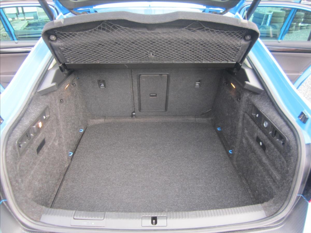 Škoda Superb Liftback 2,0 l 200 kw